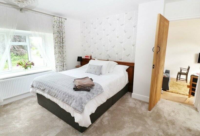 The Loft At Lucott House