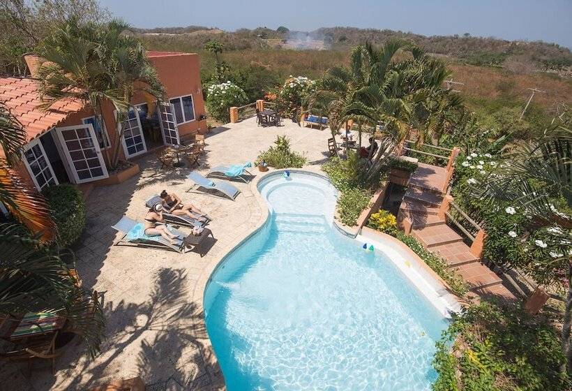 Urantia Boutique Hostel