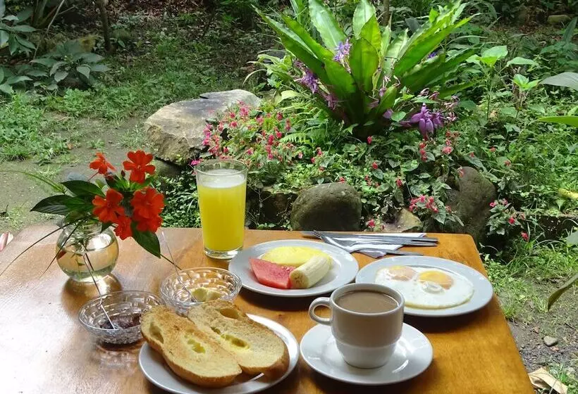تختخواب و صبحانه Cabañas Armonía Y Jardín De Orquideas
