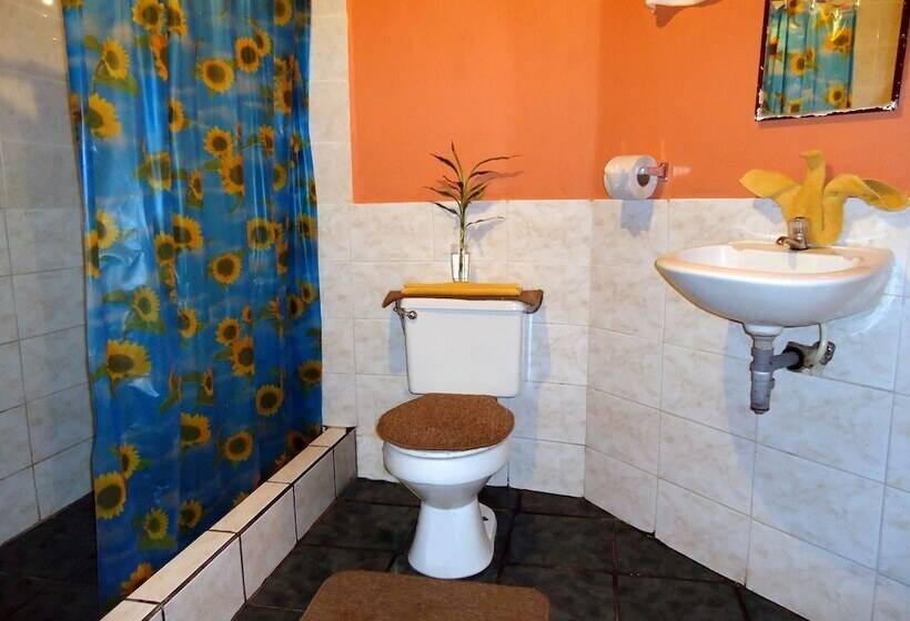 Bed and Breakfast Cabañas Armonía Y Jardín De Orquideas