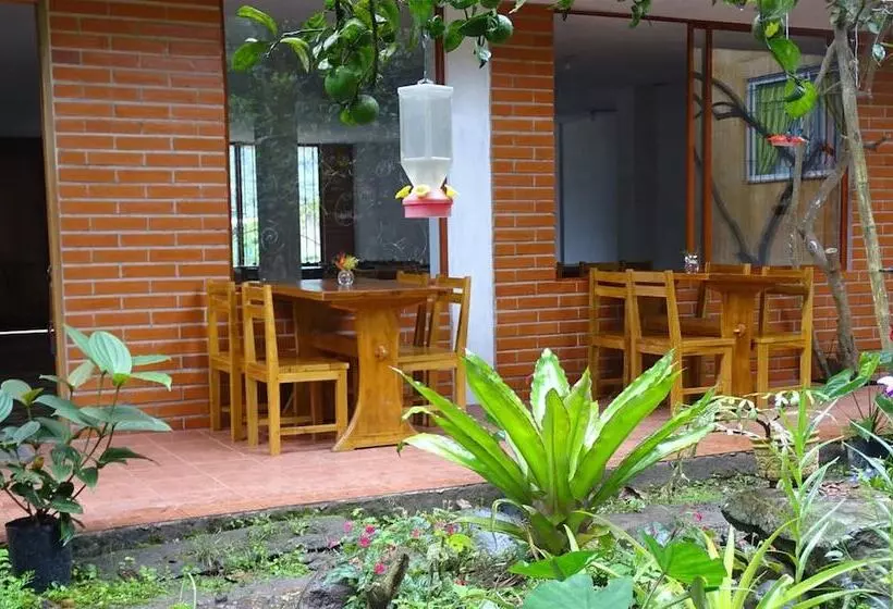 تختخواب و صبحانه Cabañas Armonía Y Jardín De Orquideas