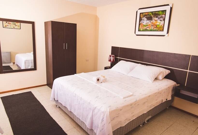 Bed & Breakfast Hospedaje Open House