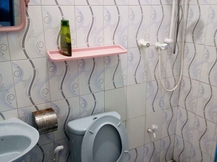 تختخواب و صبحانه Ungoofaaru Inn