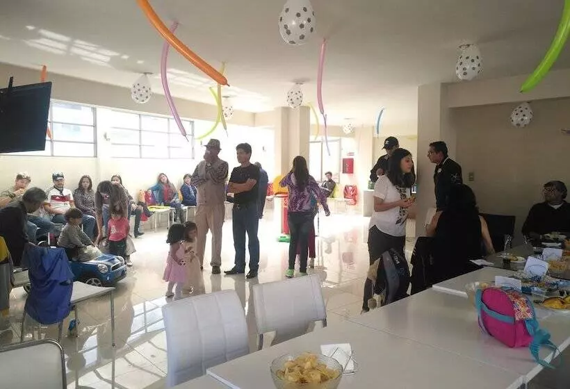 Hostal Costa De Marfil