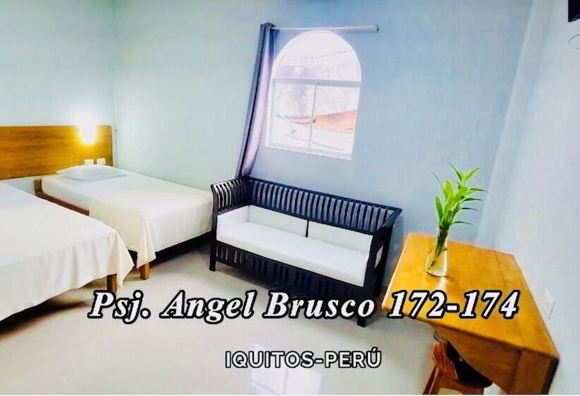 مسافرخانه Fenix