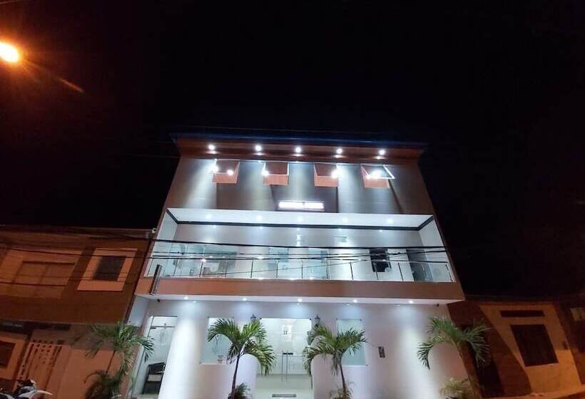 مسافرخانه Fenix