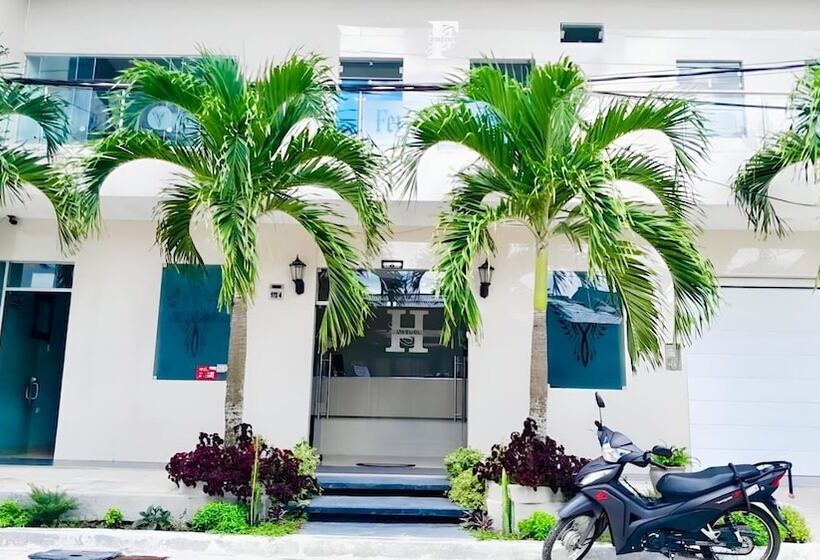 مسافرخانه Fenix