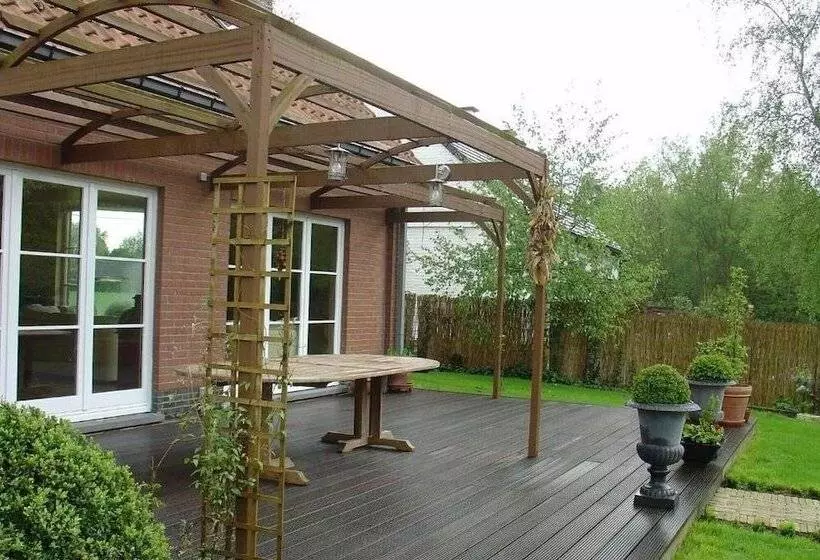 Hotelli B2b Flats Ternat