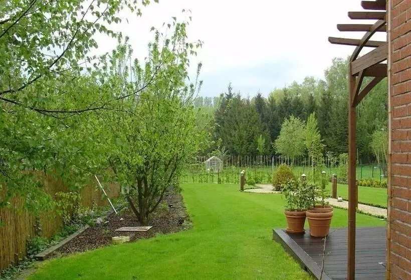 Hotelli B2b Flats Ternat