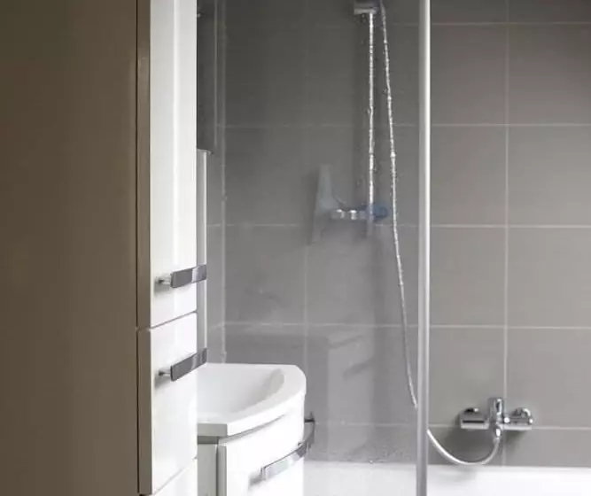 Hotelli B2b Flats Ternat