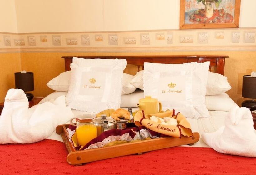 בית מלון כפרי El Escorial