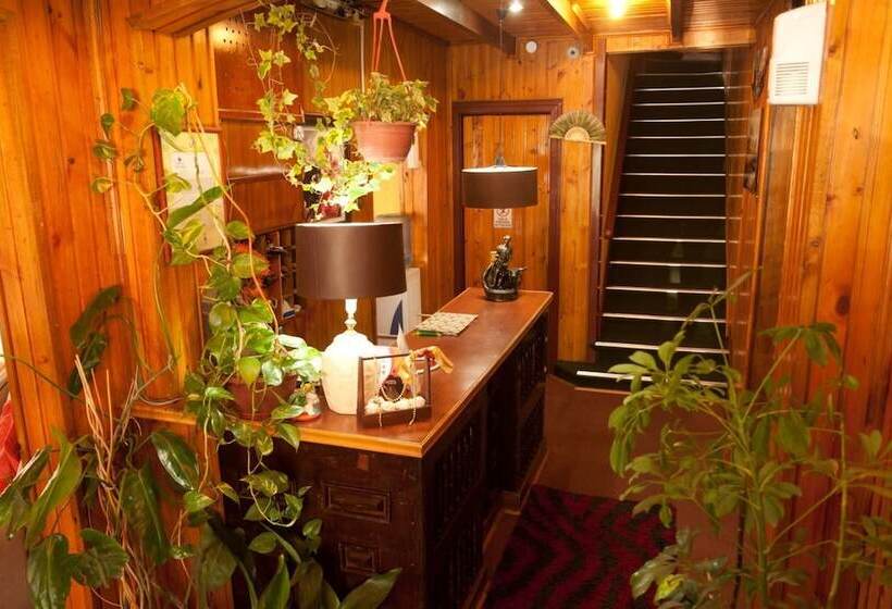 בית מלון כפרי El Escorial