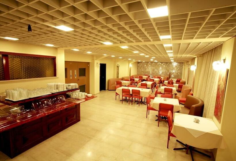 Grand Hotel Loutraki