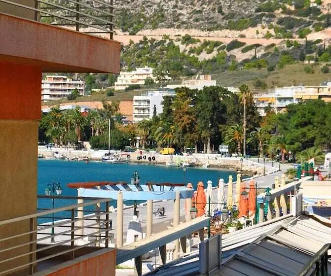 Grand Hotel Loutraki