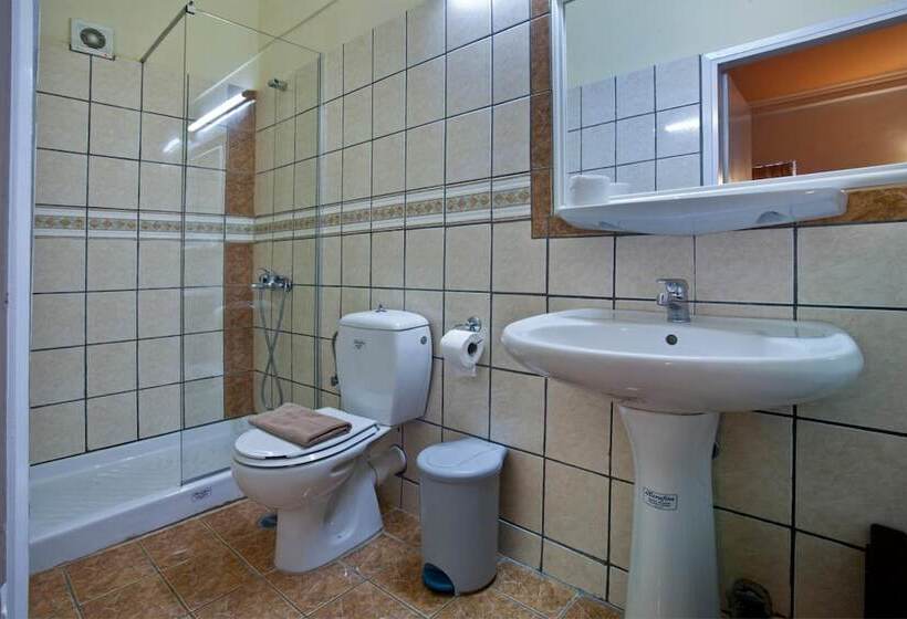 Grand Hotel Loutraki