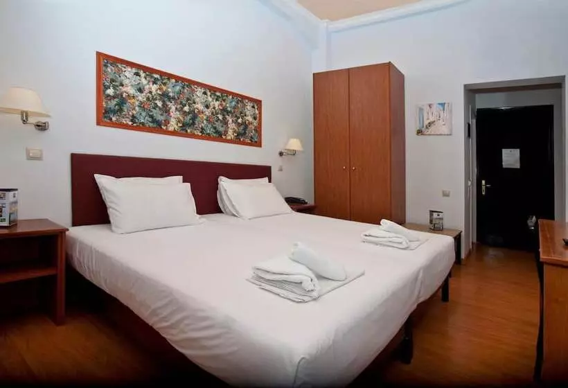 Grand Hotel Loutraki