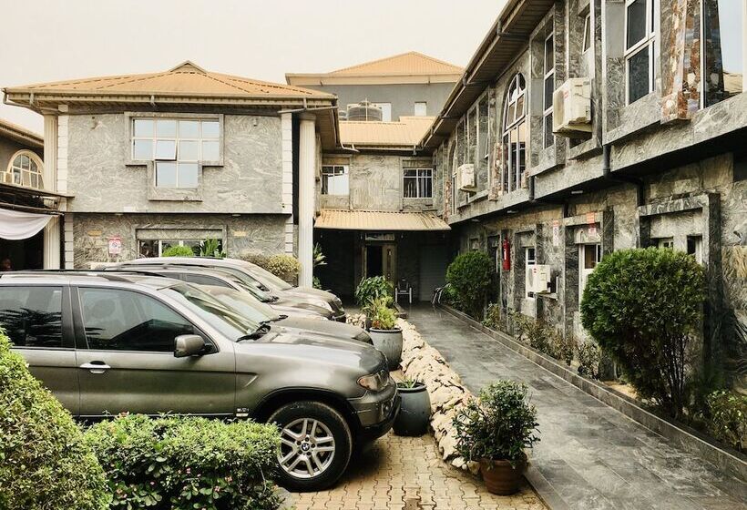 هتل Hamak Suites And Garden