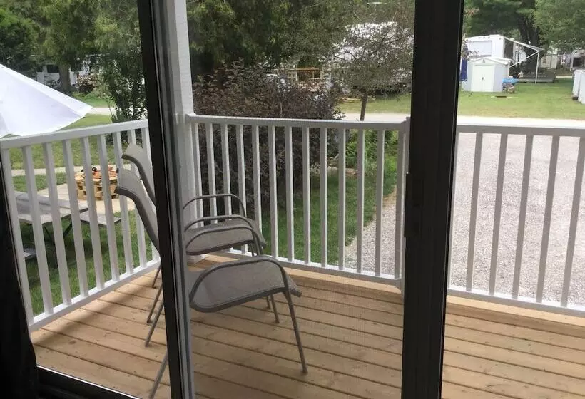 Hotelli Hidden Valley Rv Resort