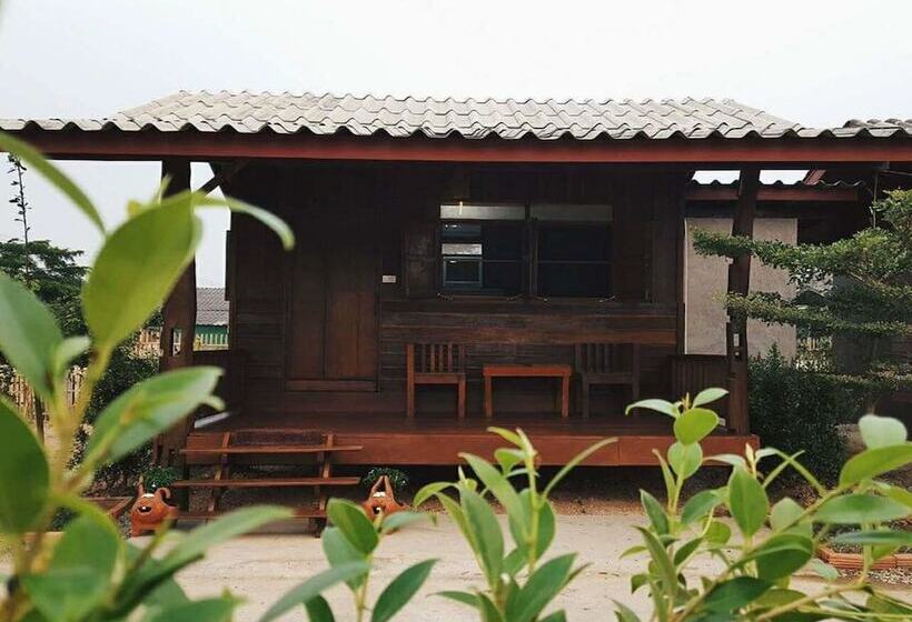 Hotel Meedee Homestay