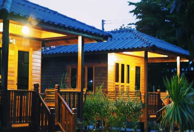 Hotel Meedee Homestay