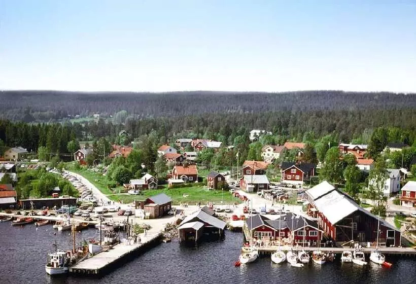 ホテル Mellanfjärden