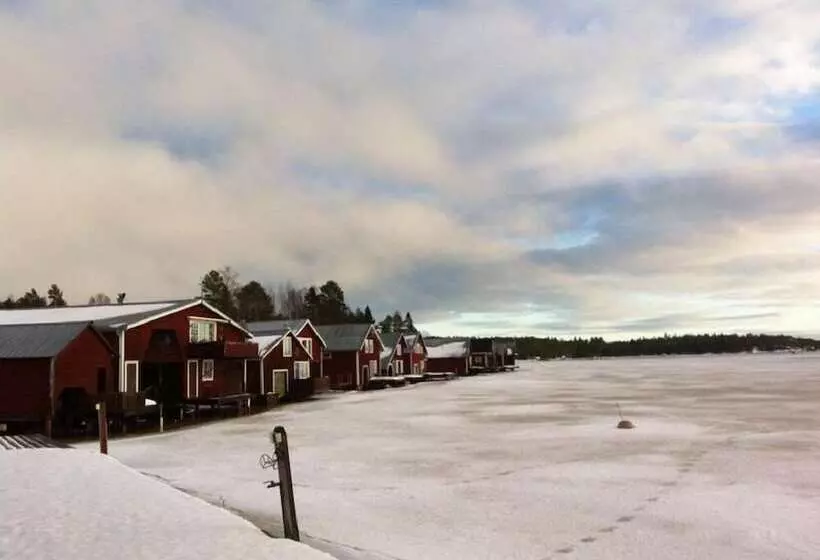ホテル Mellanfjärden