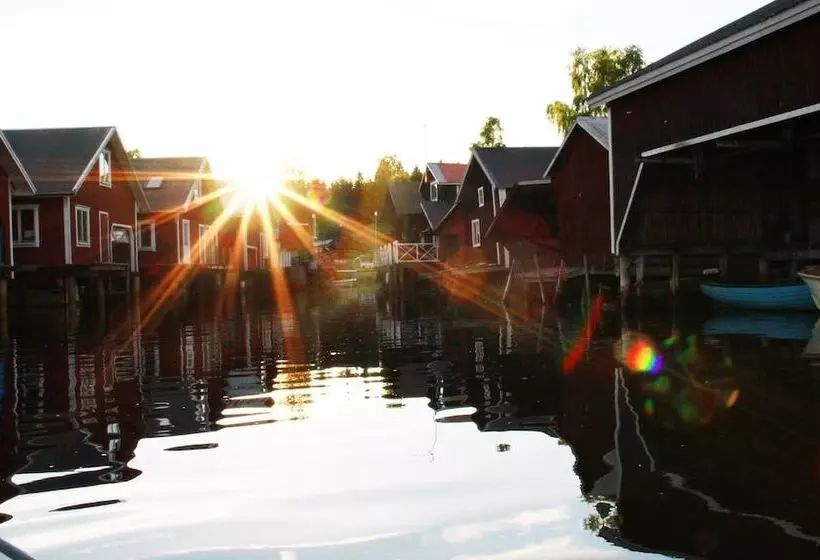 ホテル Mellanfjärden