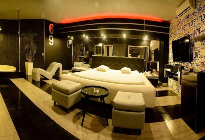 호텔 Orei Suites & Spa