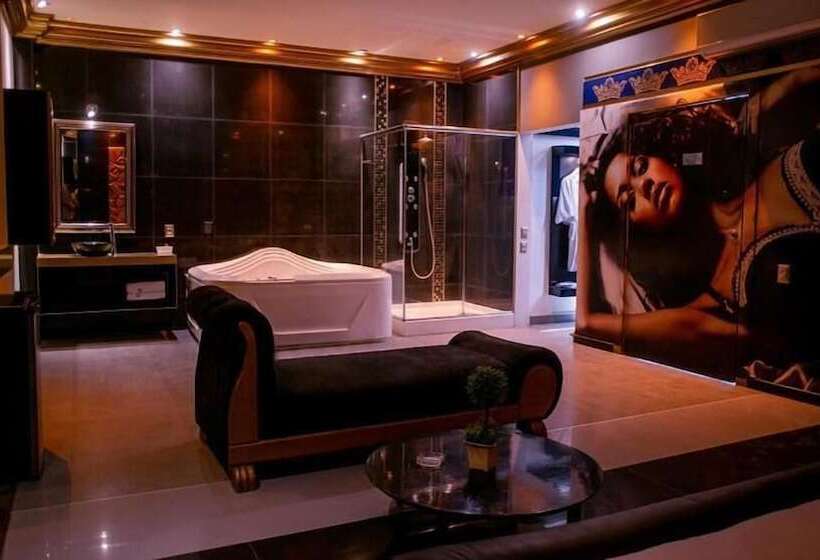 호텔 Orei Suites & Spa