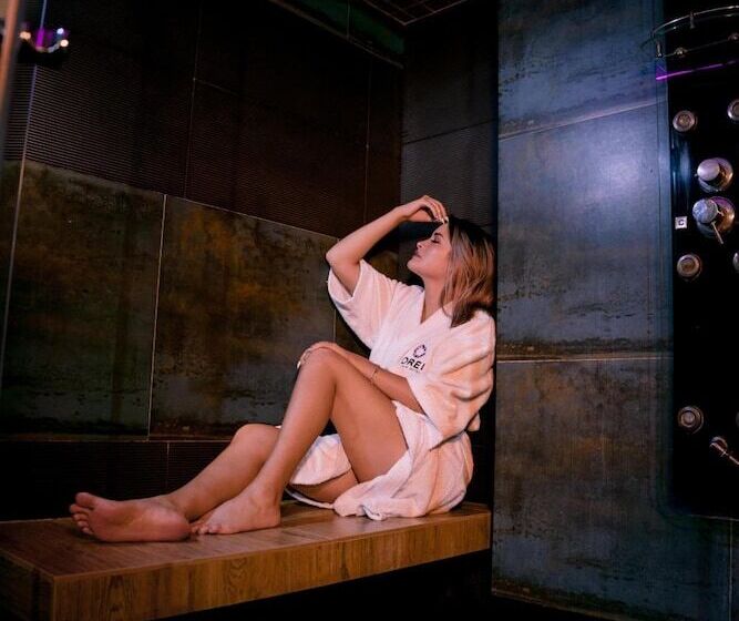 호텔 Orei Suites & Spa