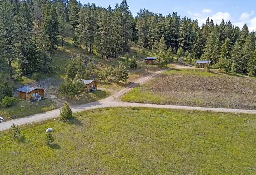 Maaseutuhotelli Eden Valley Guest Ranch