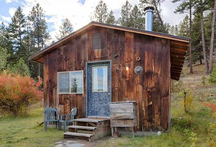 Maaseutuhotelli Eden Valley Guest Ranch