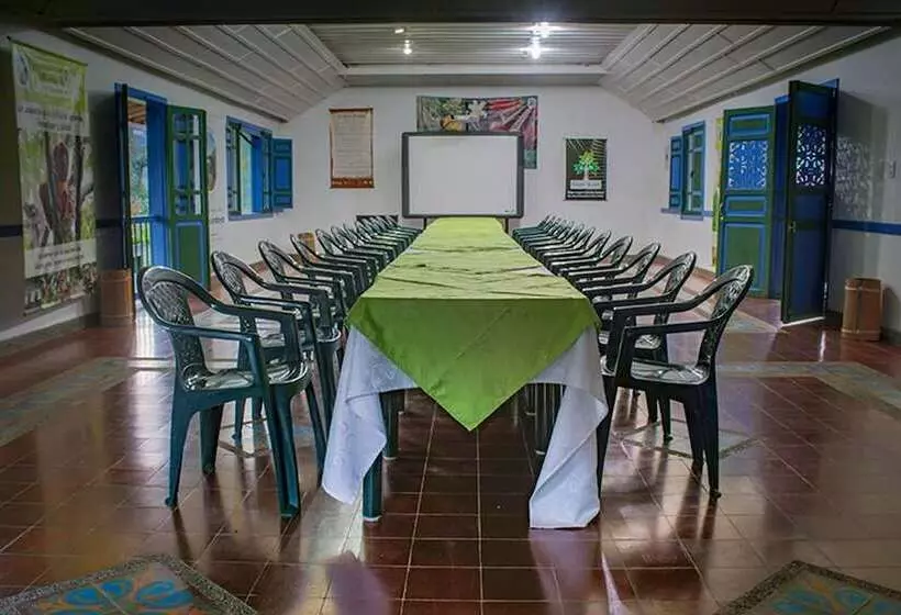 Hotelli Santuario De Fauna Y Flora Otún Quimbaya