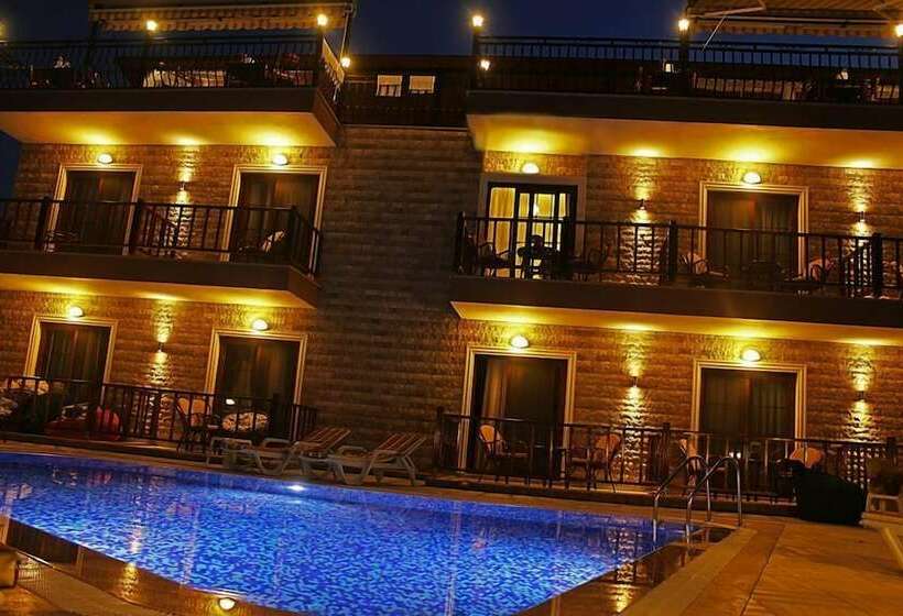 ホテル Selimiye Saklibahce