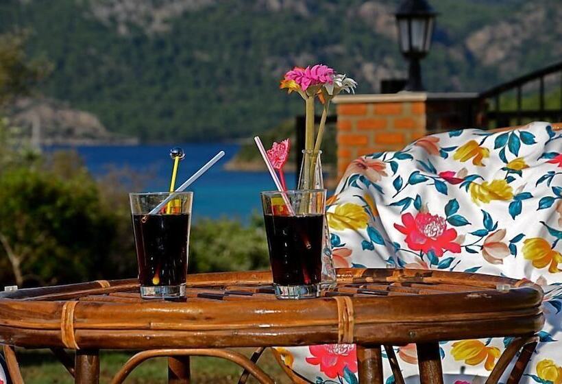 ホテル Selimiye Saklibahce