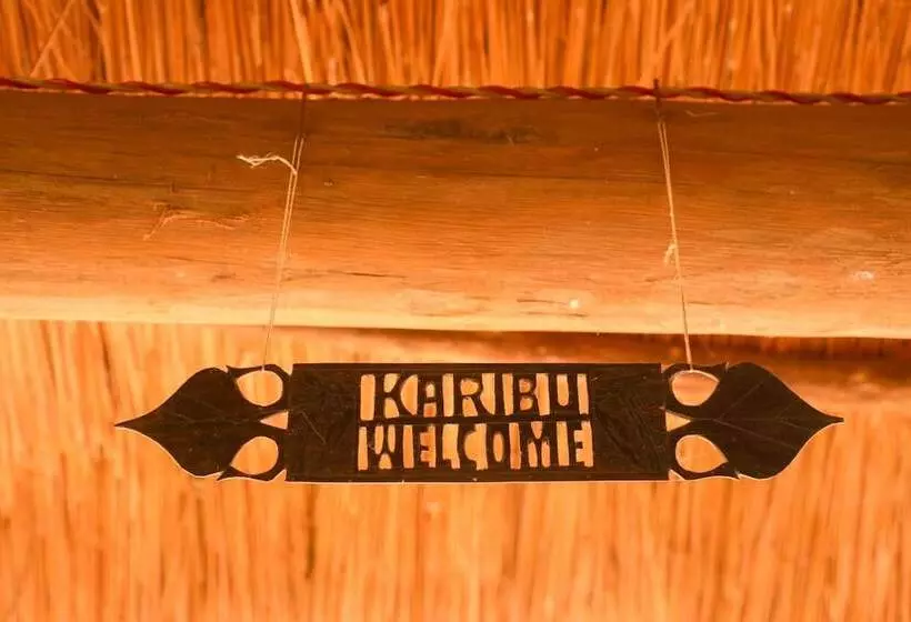 ホテル Selous Butembo Tented Lodge Lotus