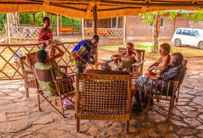 فندق Selous Butembo Tented Lodge Lotus