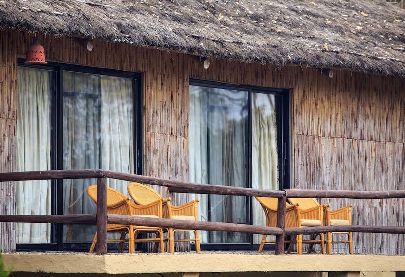 هتل Temple Tiger Green Jungle Resort