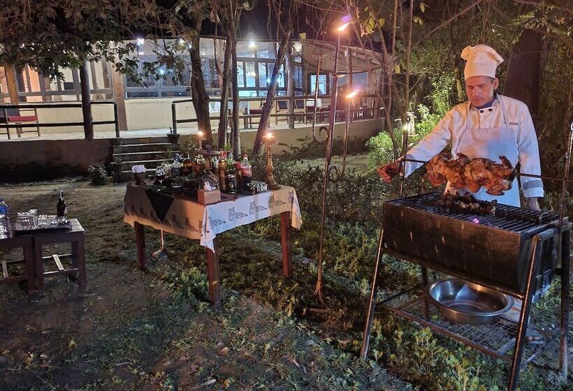 هتل Temple Tiger Green Jungle Resort