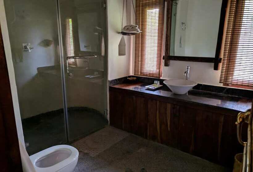 هتل Temple Tiger Green Jungle Resort