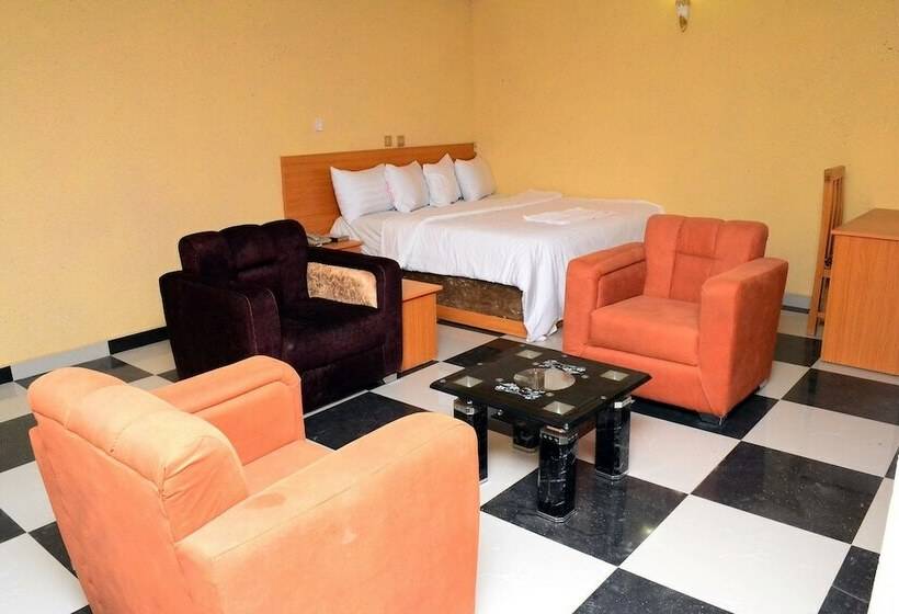 Kevotel Hotel And Suites