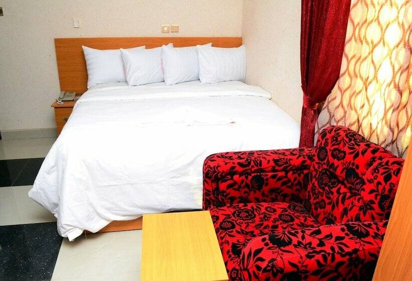 Kevotel Hotel And Suites