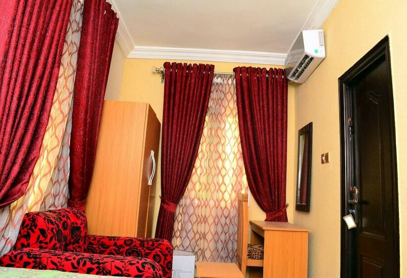 Kevotel Hotel And Suites