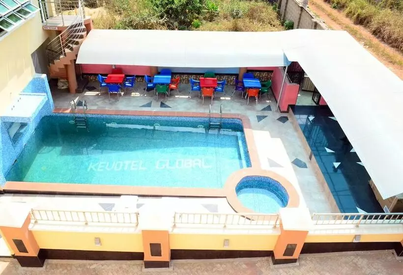 Kevotel Hotel And Suites