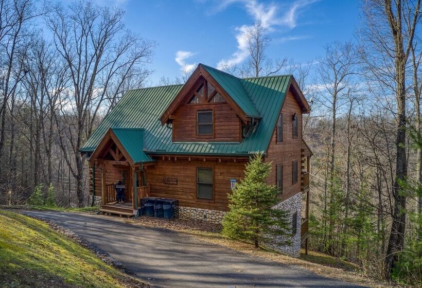 Luxurious Nine Bears Home Minutes Away To Gatlinburg By Redawning