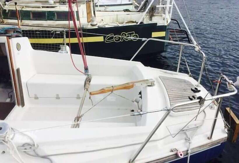 پانسیون Charmant Voilier Nuit Insolite