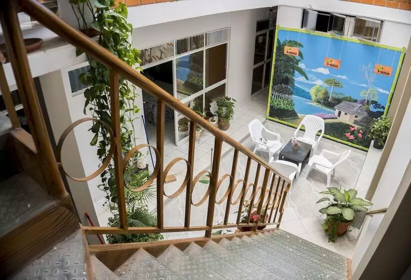 ペンション La Casa De Hiro