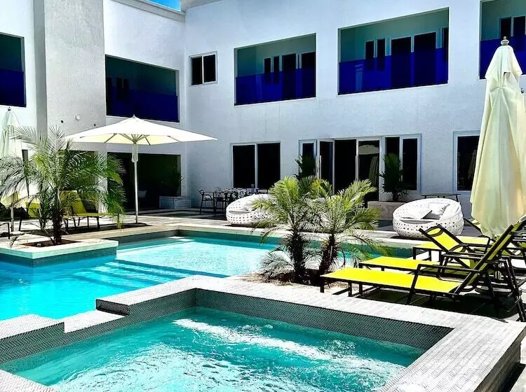 پانسیون Morgans Cliff