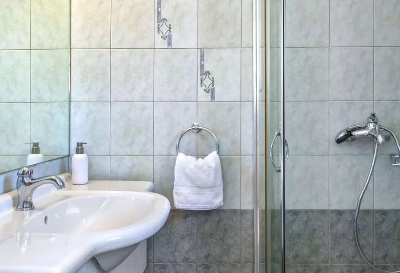 Sunrise Beach Suites