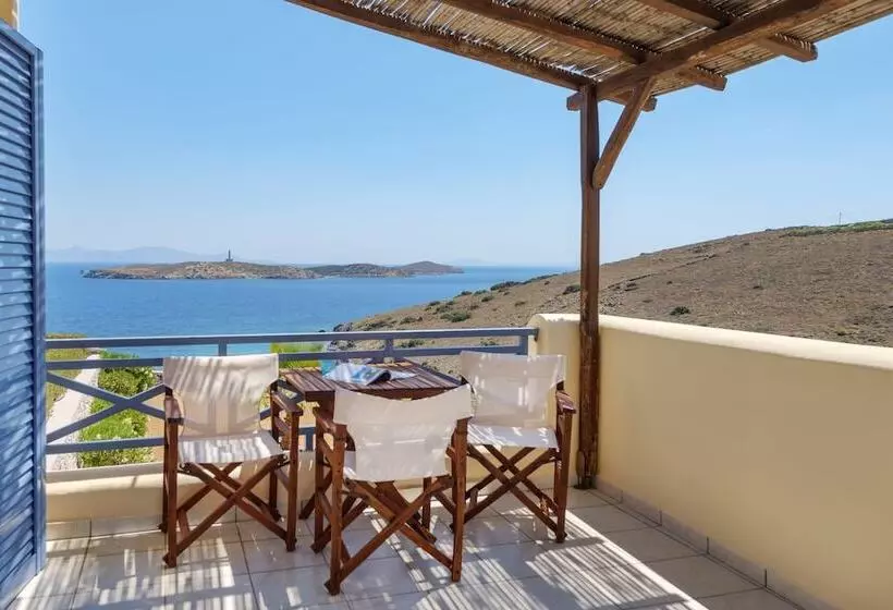 Sunrise Beach Suites